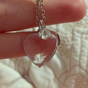 Silver 18 inch chain with acrylic heart pendant